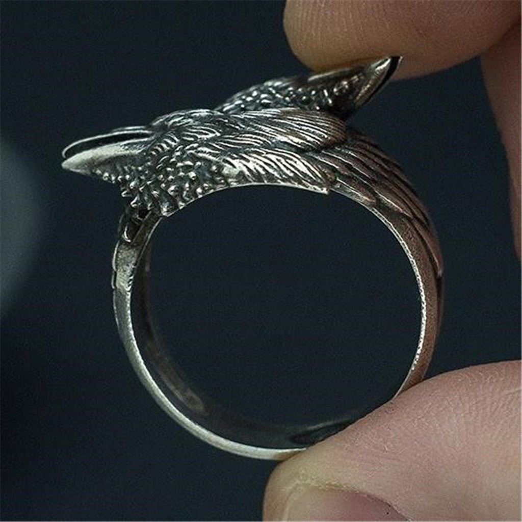 Raven Ring